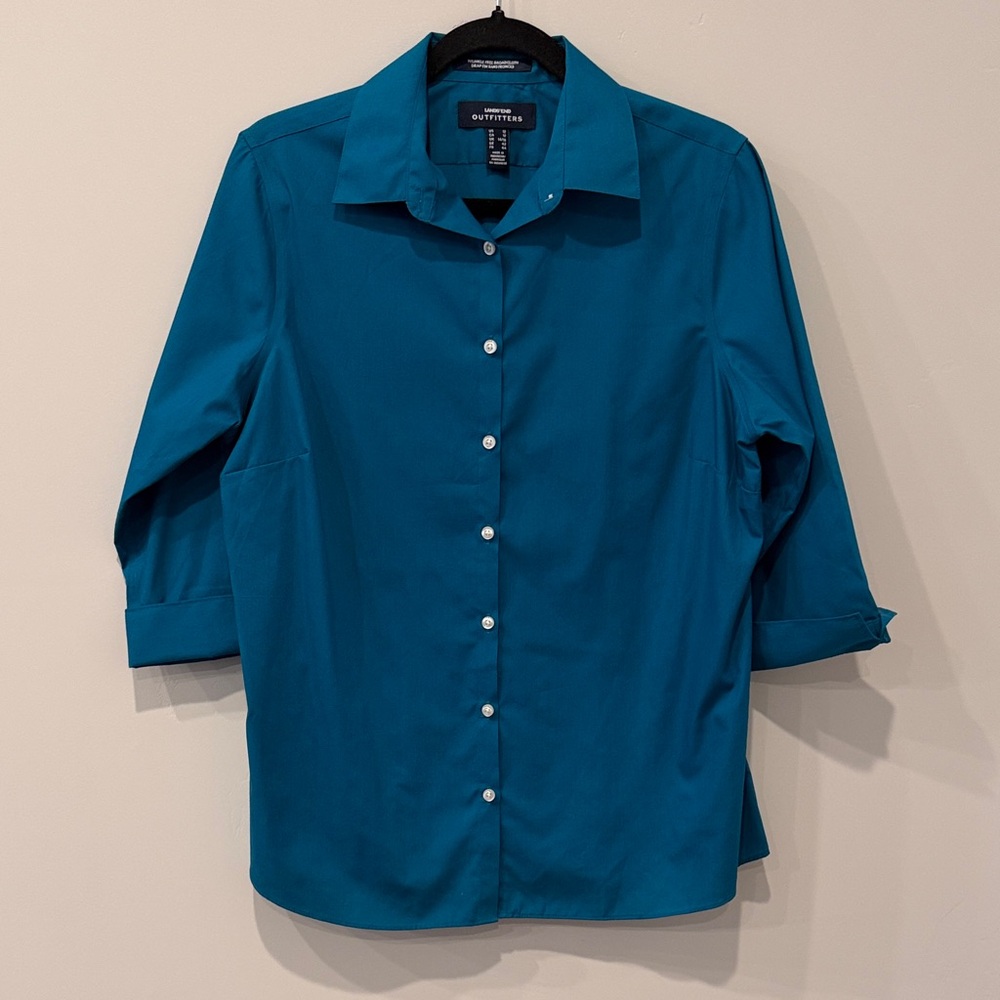 Lands' End Outfitters Women's Blue Broadcloth Shirt